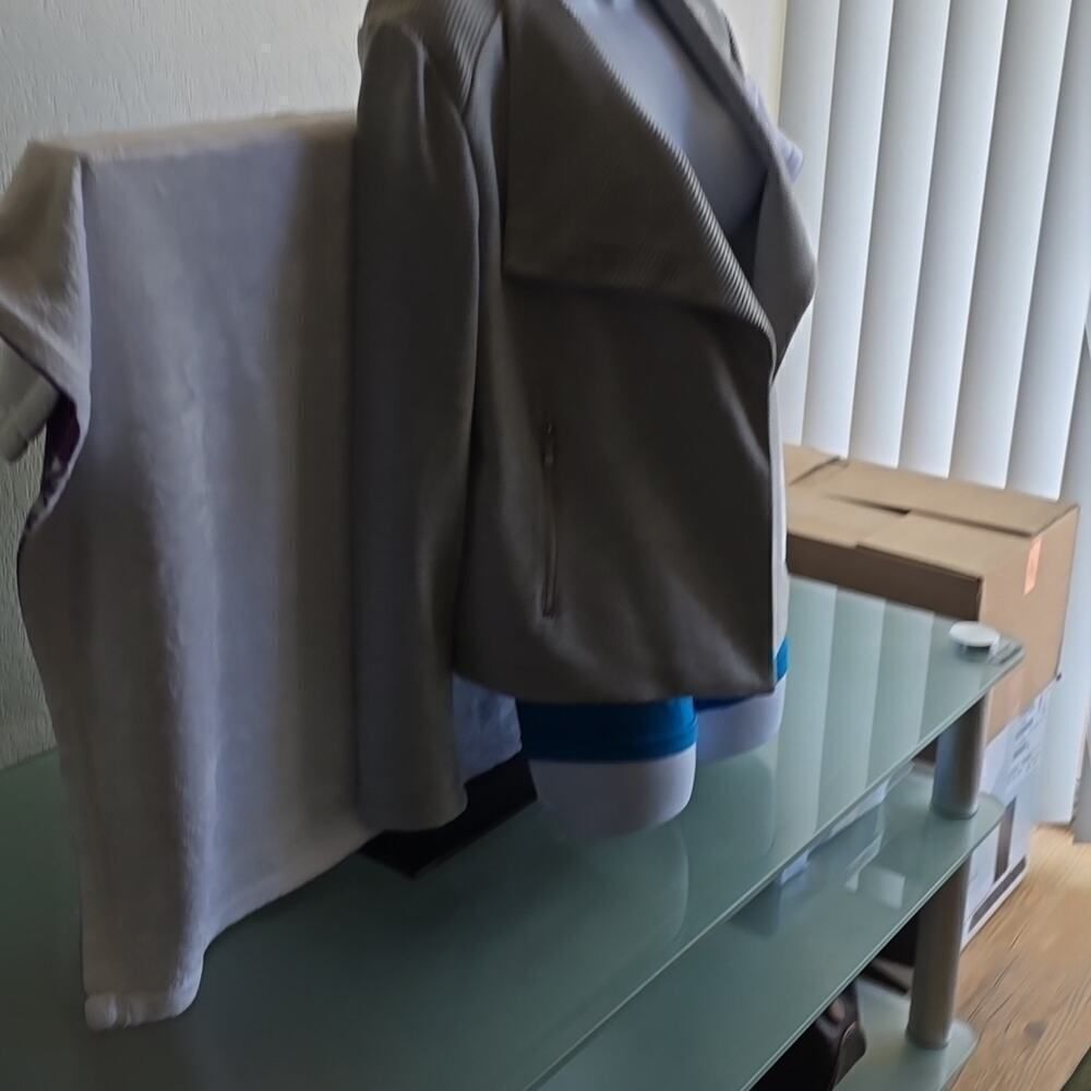 Calvin Klein Jacket - Picture 3 of 4